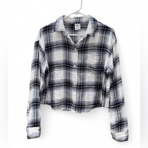 PINK Victoria’s Secret Black & White Plaid Cropped Button-Up Shirt Size M